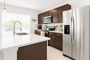1779 Red Canyon Dr, Kissimmee, FL 34744 - Photo 5