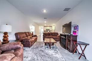 1760 White Water Ct, Davenport, FL 33837 - Photo 13