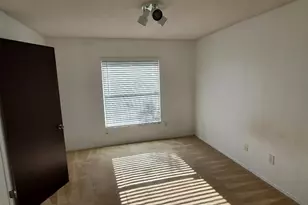 14388 Island Cove Dr, Orlando, FL 32824 - Photo 9