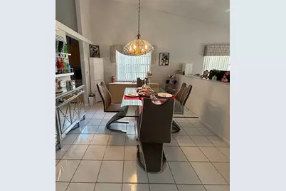 3261 Anthony Circle N, West Palm Beach, FL 33417 - Photo 5