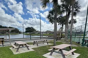 3261 Anthony Cir N, West Palm Beach, FL 33417 - Photo 21