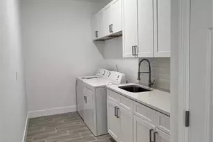 183 Wright Dr, Rotonda West, FL 33947 - Photo 5