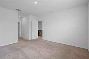 2143 Kalin Way, Tavares, FL 32778 - Photo 25