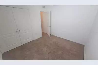 1725 Wallace Manor Loop, Winter Haven, FL 33880 - Photo 9