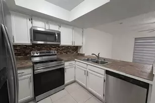 2428 Summerfield Pl, Kissimmee, FL 34741 - Photo 5