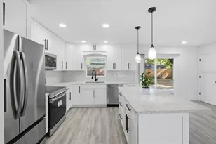 2415 Sutton Rd, Lakeland, FL 33810 - Photo 11