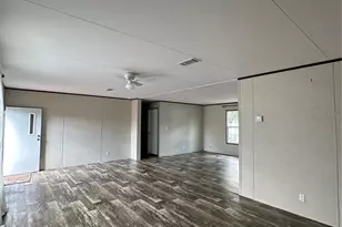 618 1st St, Polk City, FL 33868 - Photo 11