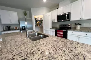 2131 Doe Run Dr, Davenport, FL 33837 - Photo 9