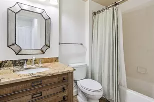 1012 Waterside Dr, Celebration, FL 34747 - Photo 25