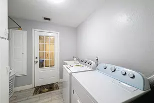 209 1st St, Tavares, FL 32778 - Photo 21