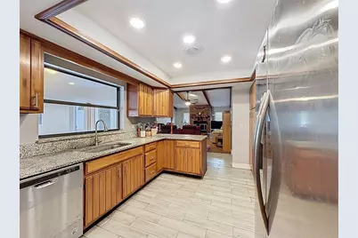 209 First Street, Tavares, FL 32778 - Photo 7