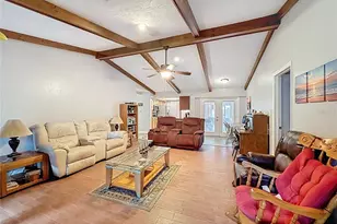 209 1st St, Tavares, FL 32778 - Photo 5