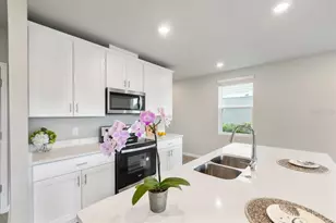 726 Legacy Dr, Davenport, FL 33896 - Photo 5