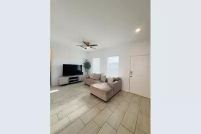 232 Genoa Ct, Kissimmee, FL 34758 - Photo 15