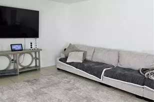 2259 Waukegan Dr, Kissimmee, FL 34758 - Photo 7