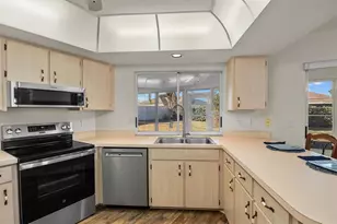 2220 Jackson Heights Dr, Sebring, FL 33870 - Photo 11