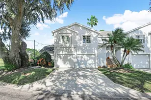 414 Eagle Ridge Dr, Davenport, FL 33837 - Photo 1