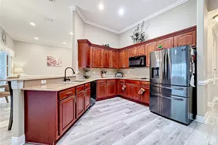 3719 Eagle Isle Cir, Kissimmee, FL 34746 - Photo 7