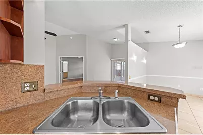 8332 Southern Forest Drive, Orlando, FL 32829 - Photo 19