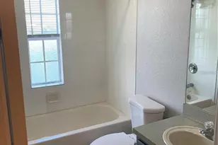 3001 Laurel Run Ln, Kissimmee, FL 34741 - Photo 17