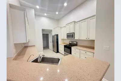 6817 Cromwell Garden Drive, Apollo Beach, FL 33572 - Photo 19