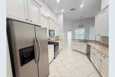 6817 Cromwell Garden Drive, Apollo Beach, FL 33572 - Photo 15