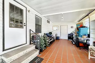 6 Cayman Cir, Umatilla, FL 32784 - Photo 5