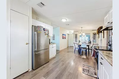 6 Cayman Circle, Umatilla, FL 32784 - Photo 11