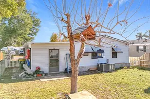 6 Cayman Cir, Umatilla, FL 32784 - Photo 31