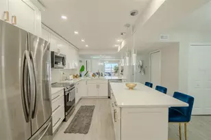 126 1st St E, Tierra Verde, FL 33715 - Photo 13