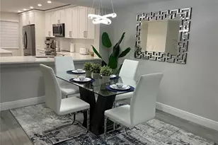 126 1st St E, Tierra Verde, FL 33715 - Photo 7