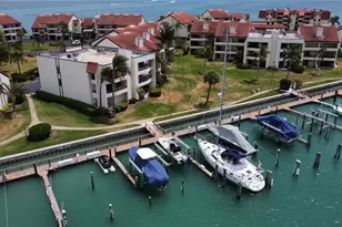 126 1st St E, Tierra Verde, FL 33715 - Photo 45