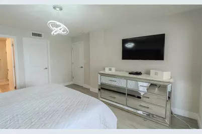 126 1st Street E #210, Tierra Verde, FL 33715 - Photo 31