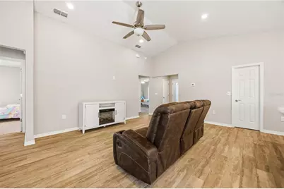 1035 Tropea Lane, Auburndale, FL 33823 - Photo 9