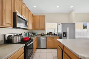 2109 Woodsedge Dr, Kissimmee, FL 34746 - Photo 11