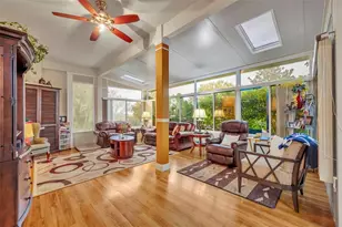 923 Wolf Creek St, Clermont, FL 34711 - Photo 9