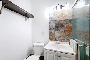 762 Barbara St, Palm Harbor, FL 34684 - Photo 27