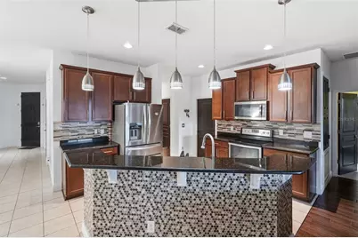 4737 Blackthorn Circle, Kissimmee, FL 34758 - Photo 5