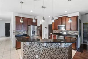 4737 Blackthorn Cir, Kissimmee, FL 34758 - Photo 5