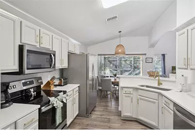 4661 Golden Beach Court, Kissimmee, FL 34746 - Photo 13