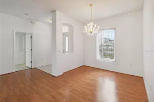 325 Azincourt Ln, Kissimmee, FL 34759 - Photo 5