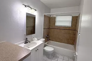 720 Michigan Ct, Saint Cloud, FL 34769 - Photo 9