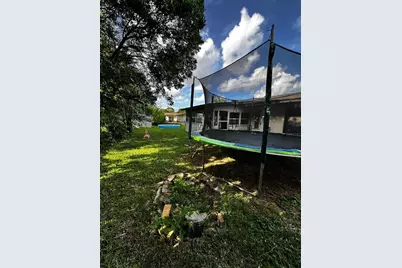 1048 Wakefield Circle, Deltona, FL 32725 - Photo 19