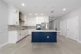 4836 Shady Pnes Dr, Saint Cloud, FL 34772 - Photo 5