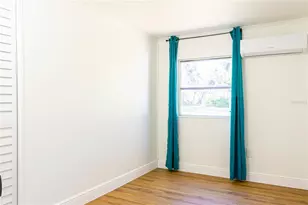 922 Cr 482A, Lake Panasoffkee, FL 33538 - Photo 9