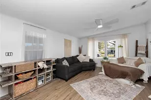 216 Ellsworth Dr, Kissimmee, FL 34758 - Photo 3