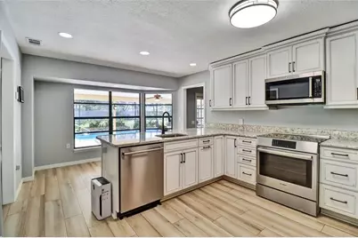 4318 Woodtree Lane, Orlando, FL 32835 - Photo 11