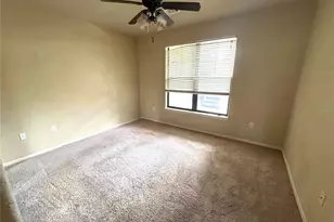 909 Charo Pkwy, Davenport, FL 33897 - Photo 9