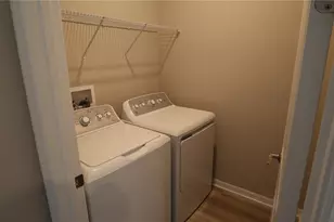 984 Top Minnow Rd, Saint Cloud, FL 34771 - Photo 13