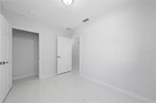 1427 Johnson St, Eustis, FL 32726 - Photo 11